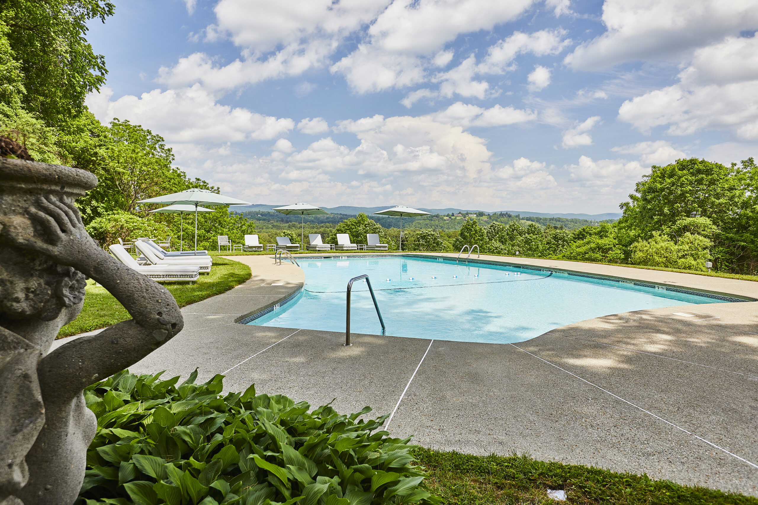 6. Pool