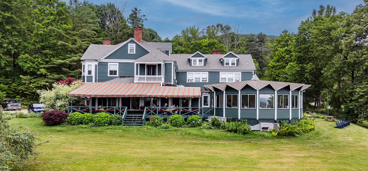 The Apple Tree Inn’s Main House